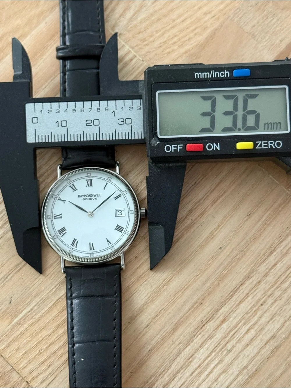 Raymond Weil Geneve Rare Stainless Case Vintage Watch White Dial Leather Strap